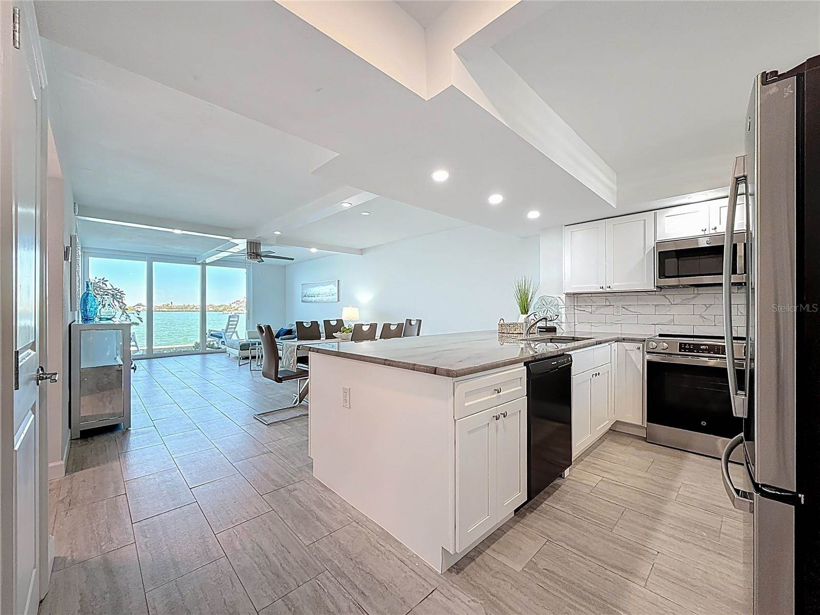 7560 Bay Island Drive South, #148, South Pasadena, FL 33707