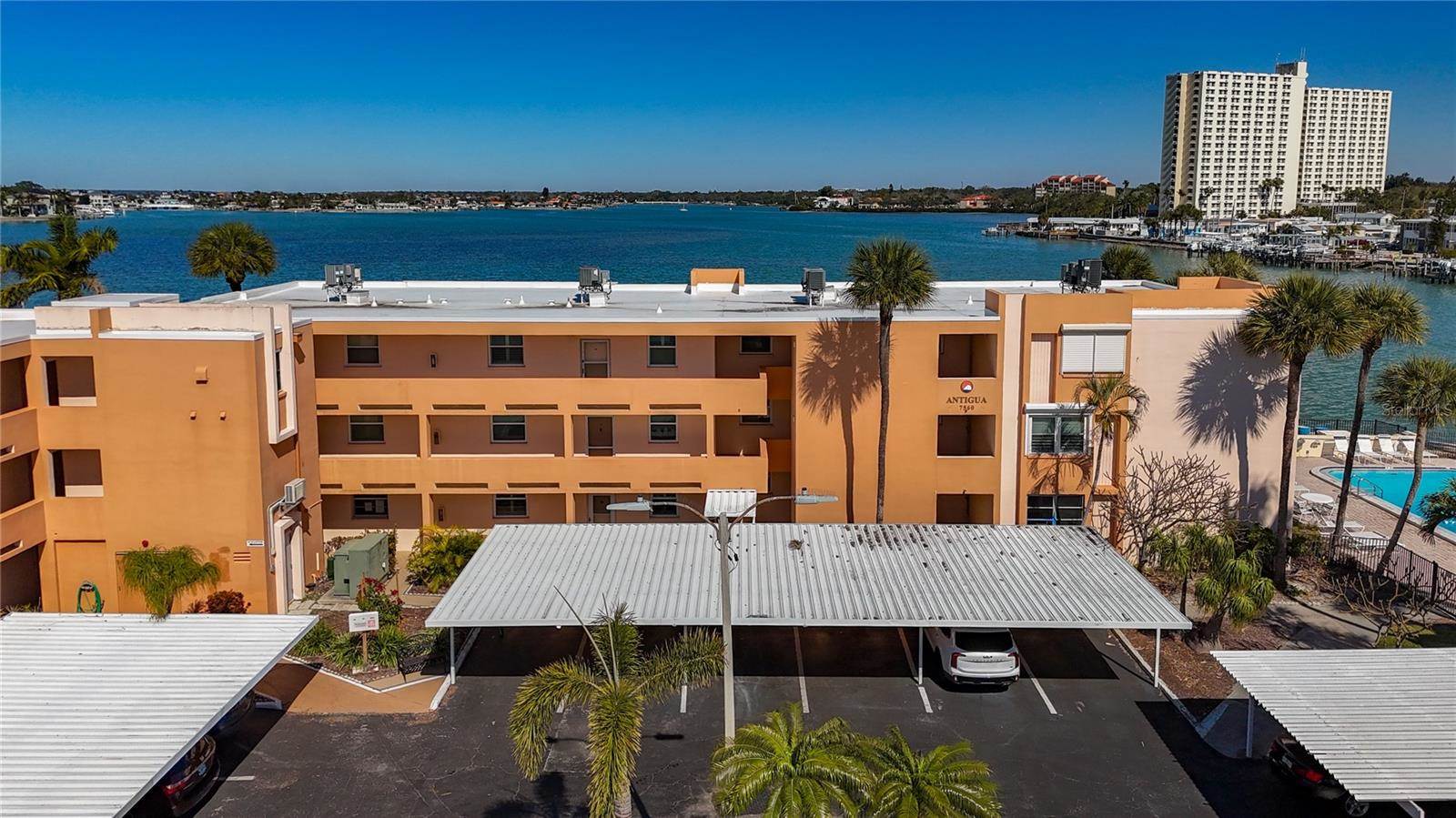 7560 Bay Island Drive South, #148, South Pasadena, FL 33707