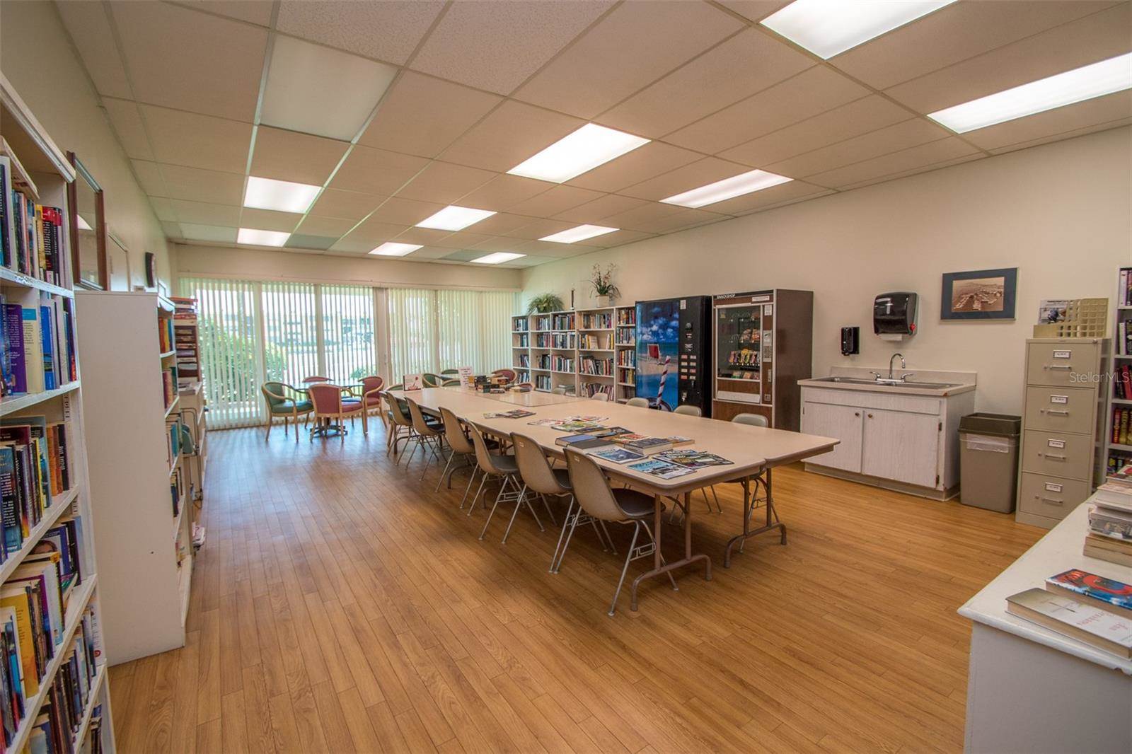 7560 Bay Island Drive South, #148, South Pasadena, FL 33707