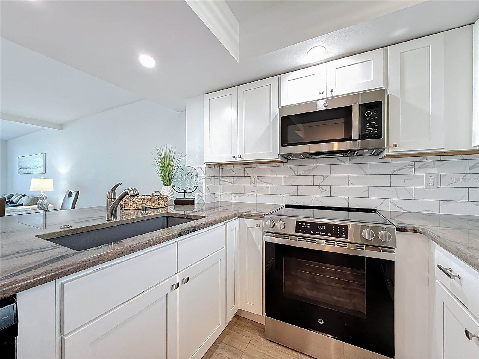 7560 Bay Island Drive South, #148, South Pasadena, FL 33707