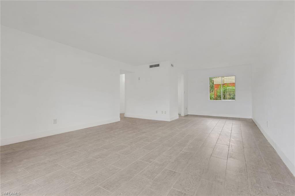 2366 E. Mall Dr, Apt. 101, Fort Myers, FL 33901