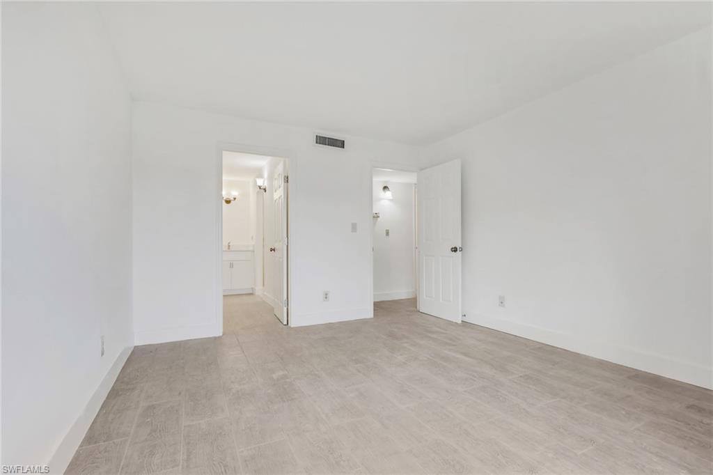 2366 E. Mall Dr, Apt. 101, Fort Myers, FL 33901