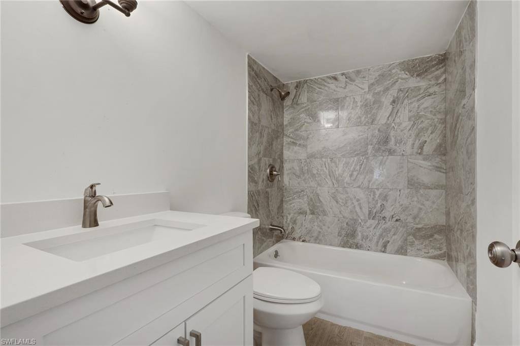 2366 E. Mall Dr, Apt. 101, Fort Myers, FL 33901