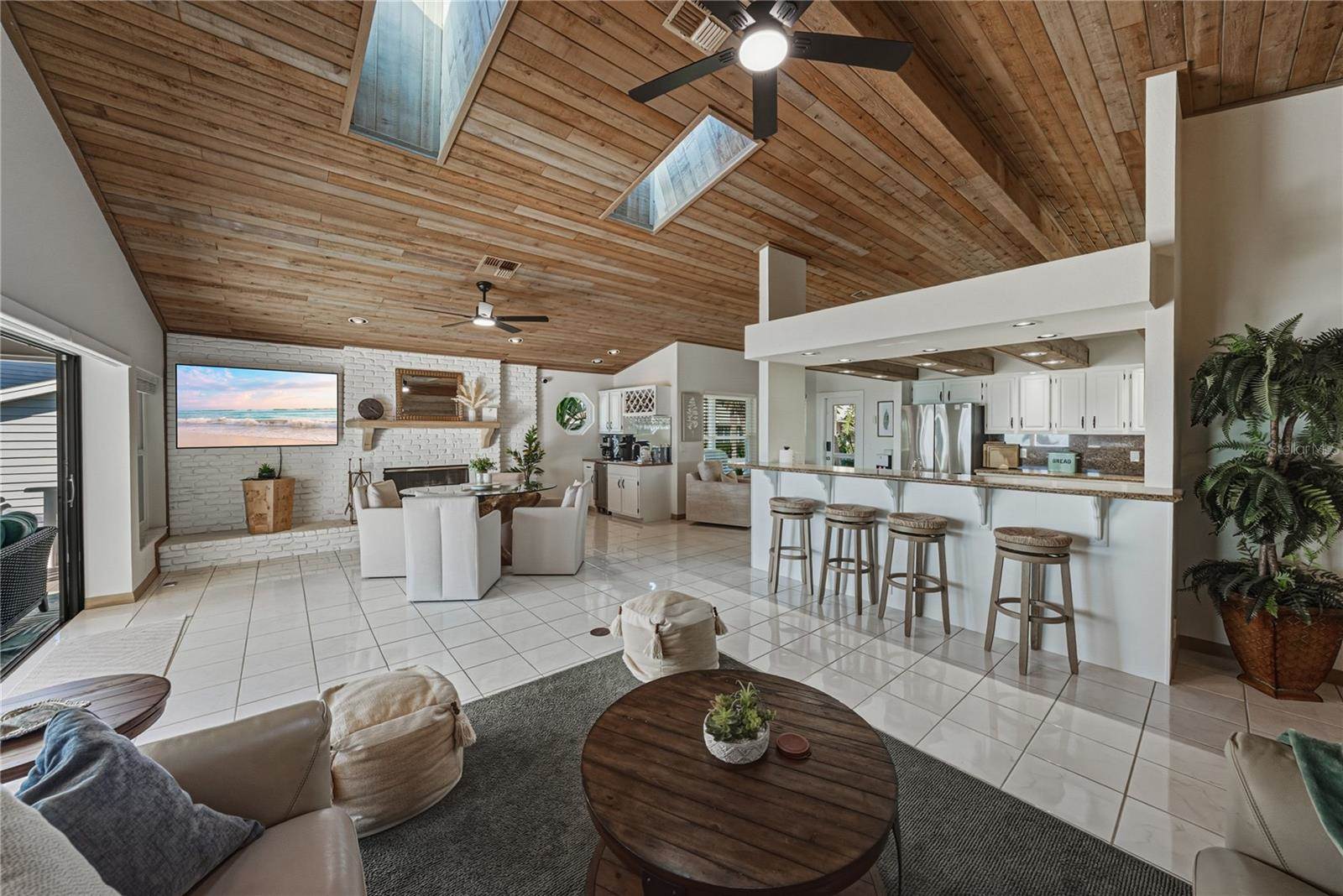 723 Pinta Drive, Tierra Verde, FL 33715