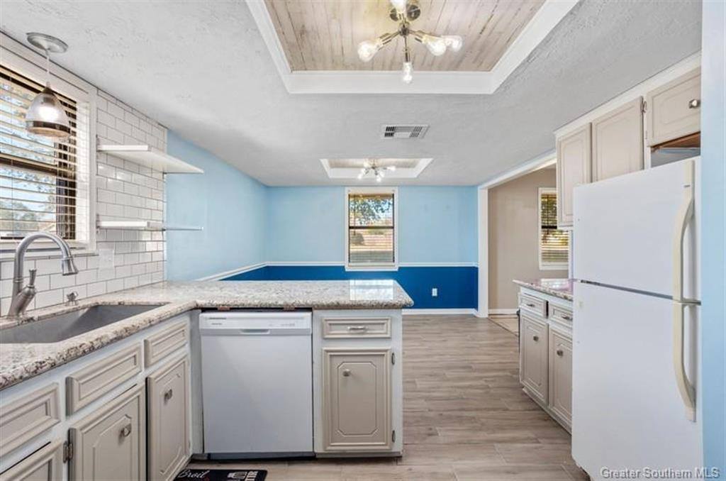 817 University Dr Drive, Lake Charles, LA 70605