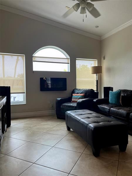 5261 SW 141st Ter, Miramar, FL 33027