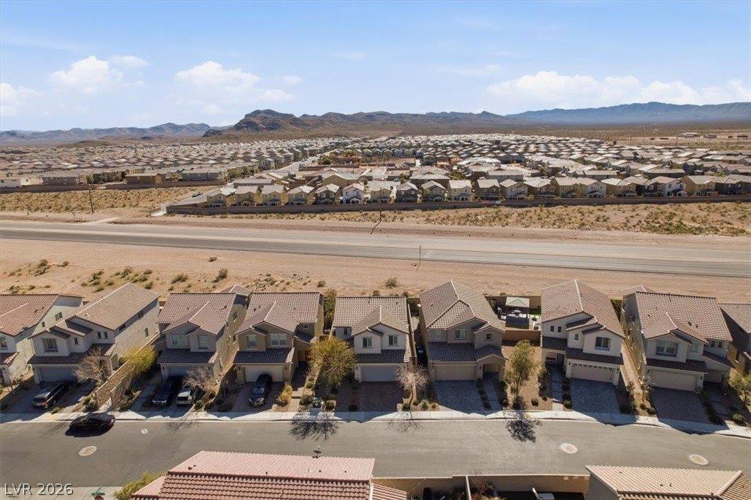 10043 Fletcher Peak Avenue, Las Vegas, NV 89178