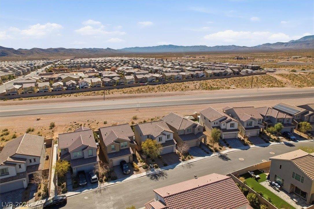 10043 Fletcher Peak Avenue, Las Vegas, NV 89178