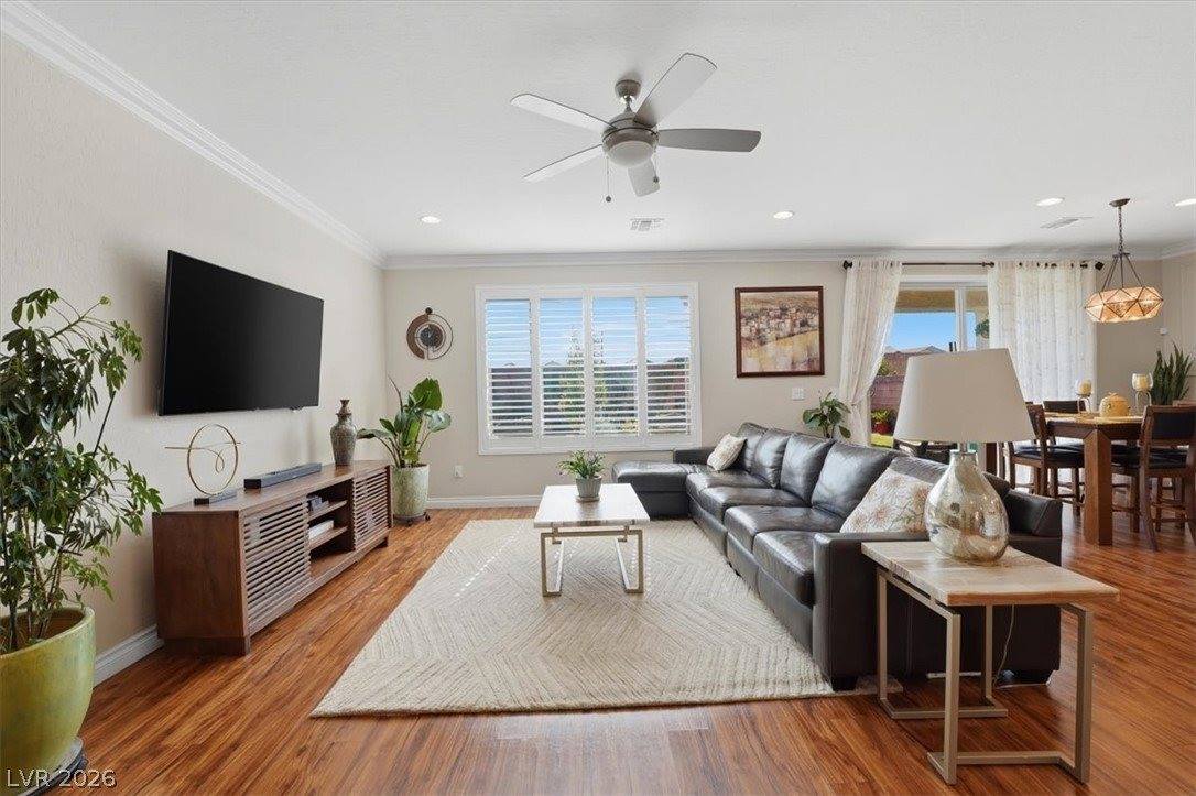 10043 Fletcher Peak Avenue, Las Vegas, NV 89178
