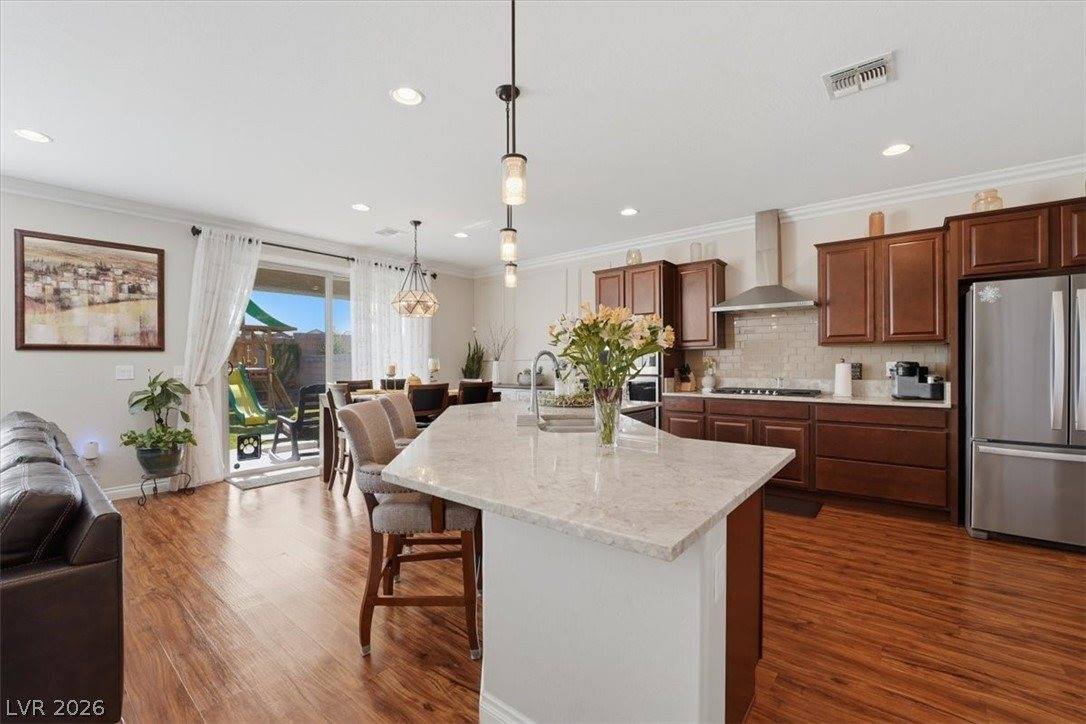 10043 Fletcher Peak Avenue, Las Vegas, NV 89178