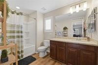 10043 Fletcher Peak Avenue, Las Vegas, NV 89178