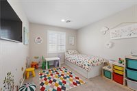 10043 Fletcher Peak Avenue, Las Vegas, NV 89178