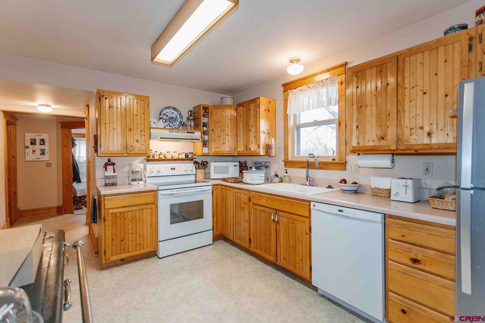 839 N 1st Street, Montrose, CO 81401