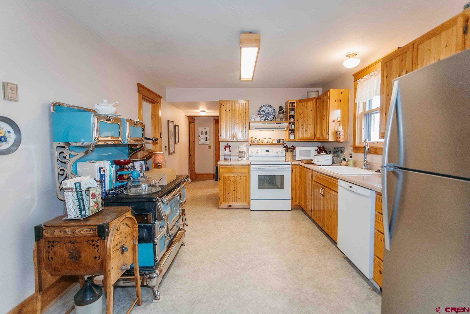 839 N 1st Street, Montrose, CO 81401