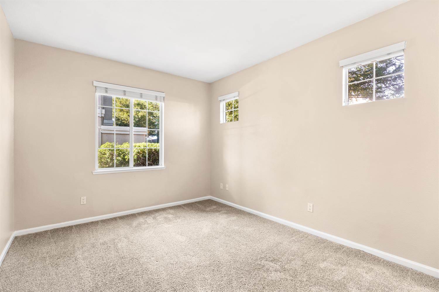 885 Halidon Way, Folsom, CA 95630