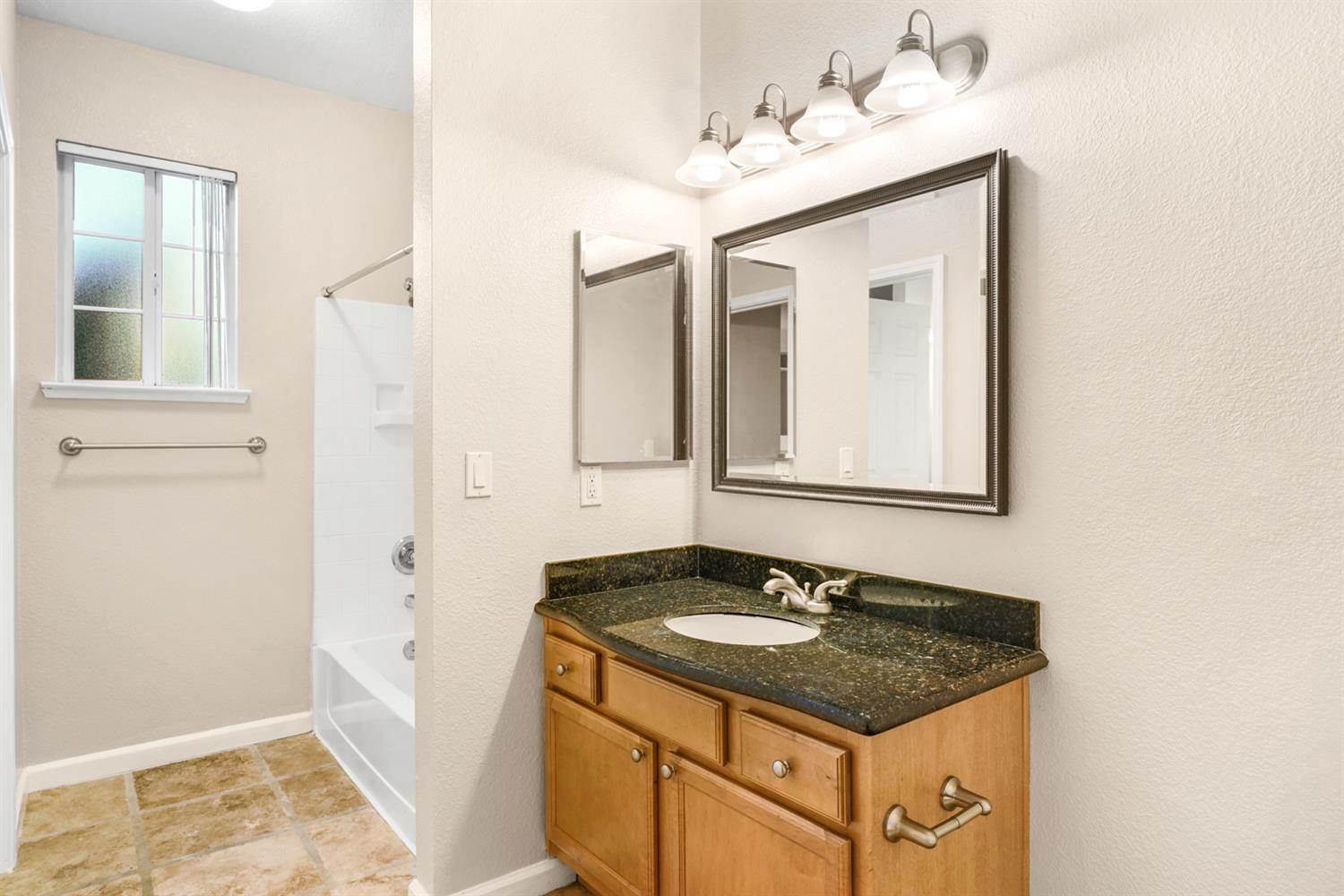 885 Halidon Way, Folsom, CA 95630