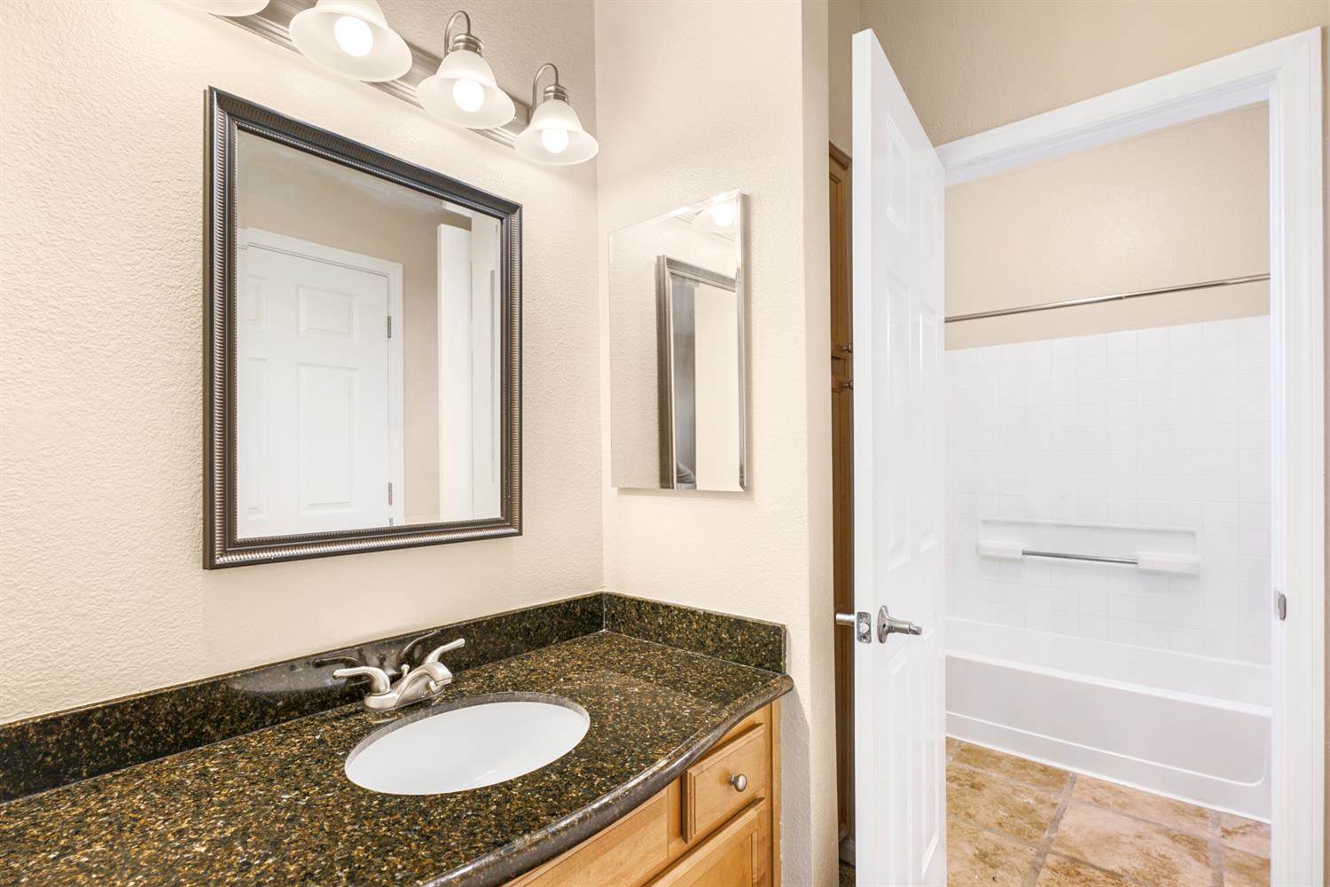 885 Halidon Way, Folsom, CA 95630