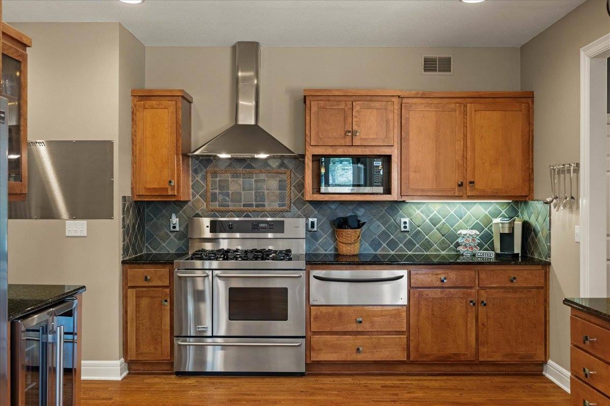 12806 W 123rd Terrace, Overland Park, KS 66213