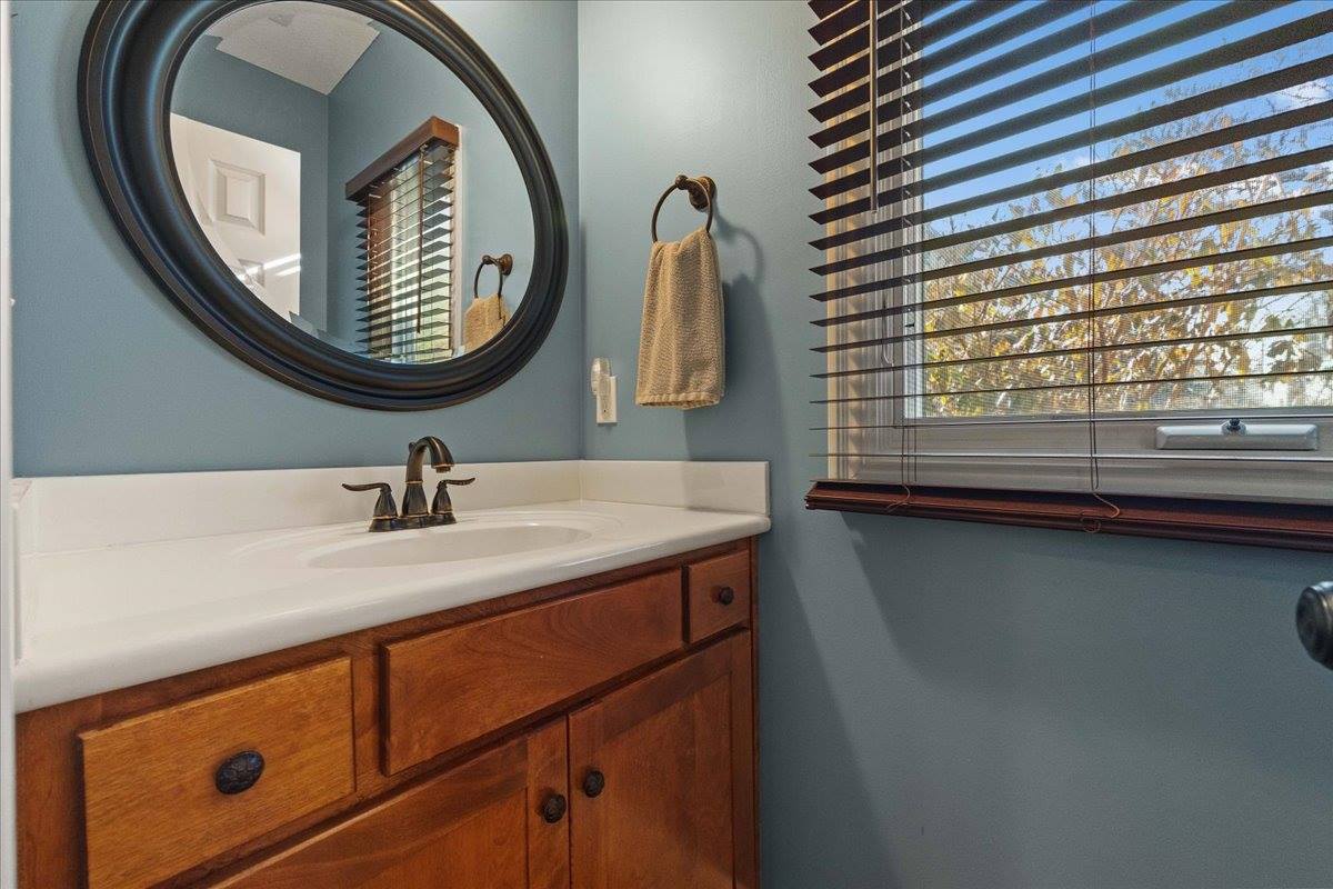 12806 W 123rd Terrace, Overland Park, KS 66213