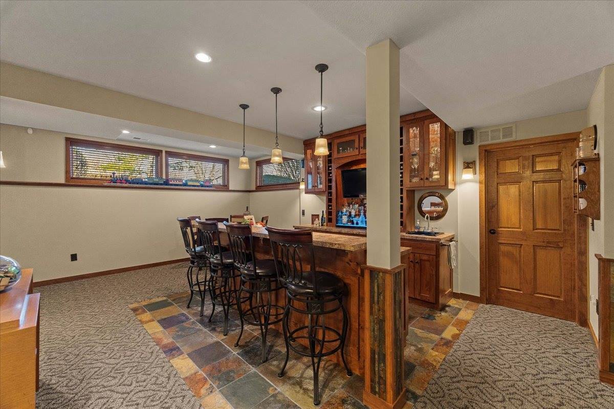 12806 W 123rd Terrace, Overland Park, KS 66213