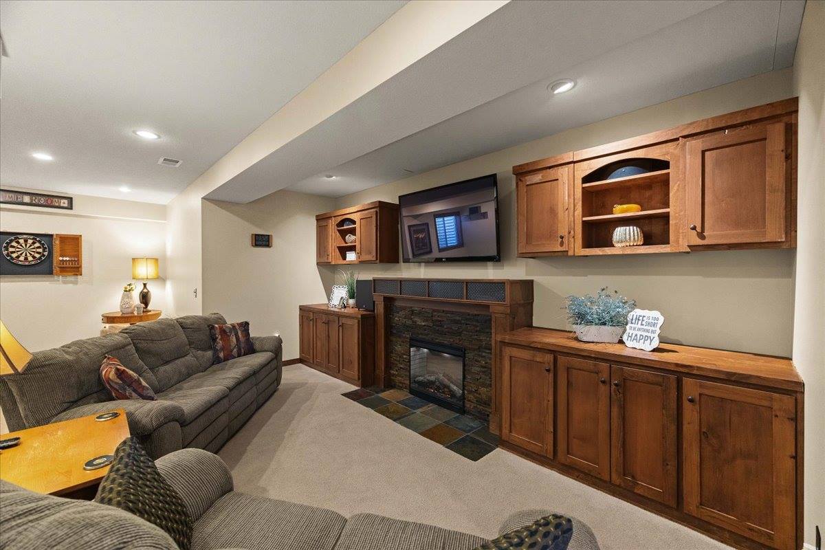 12806 W 123rd Terrace, Overland Park, KS 66213