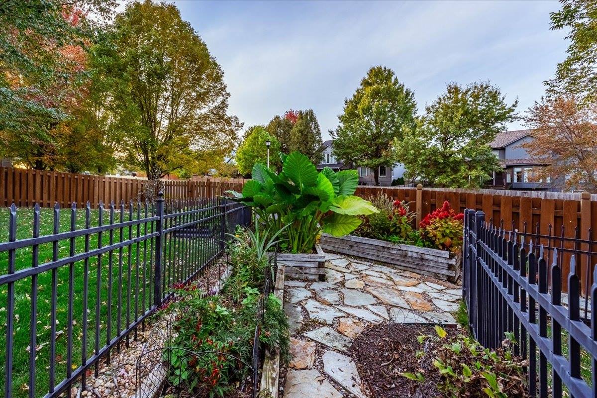 12806 W 123rd Terrace, Overland Park, KS 66213