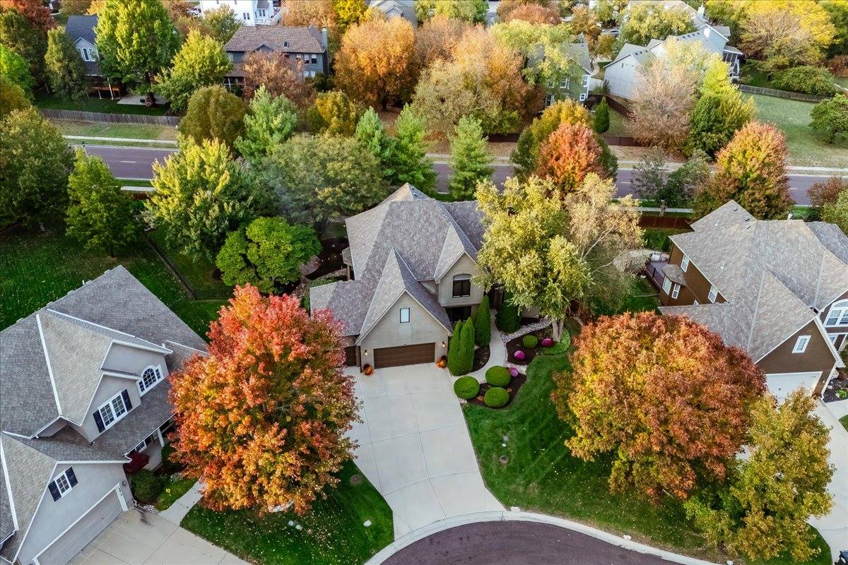 12806 W 123rd Terrace, Overland Park, KS 66213