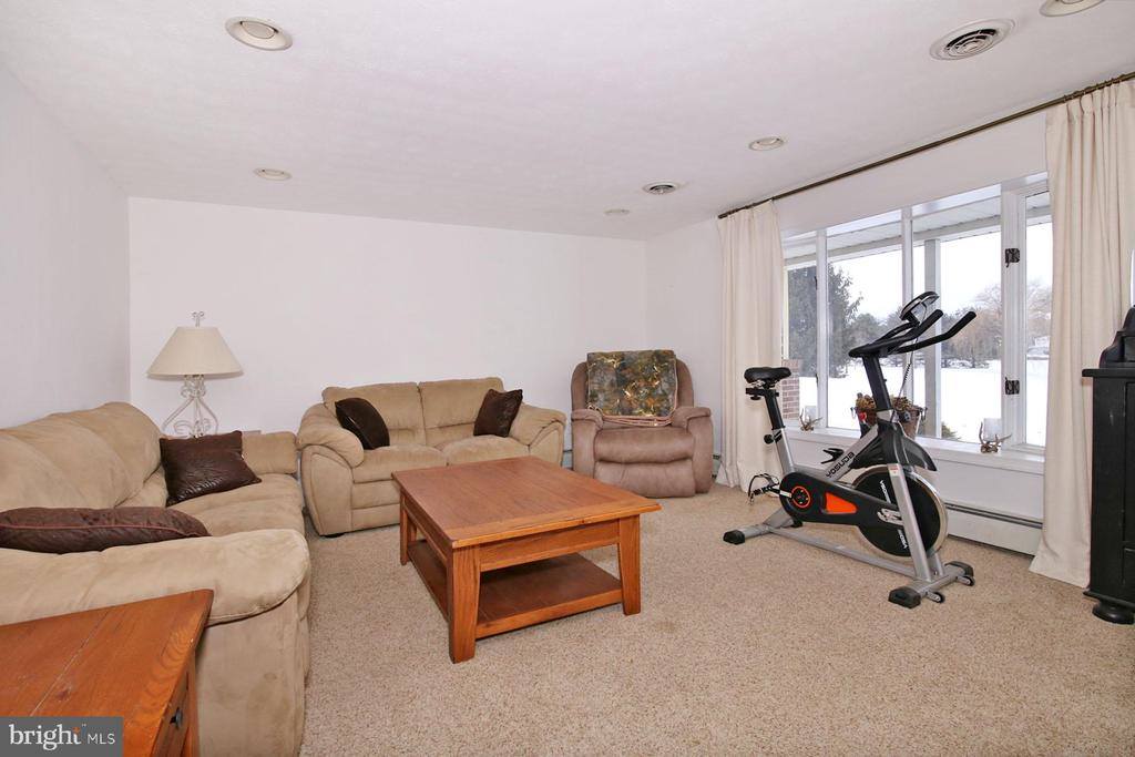 2 North Willow Street, Myerstown, PA 17067