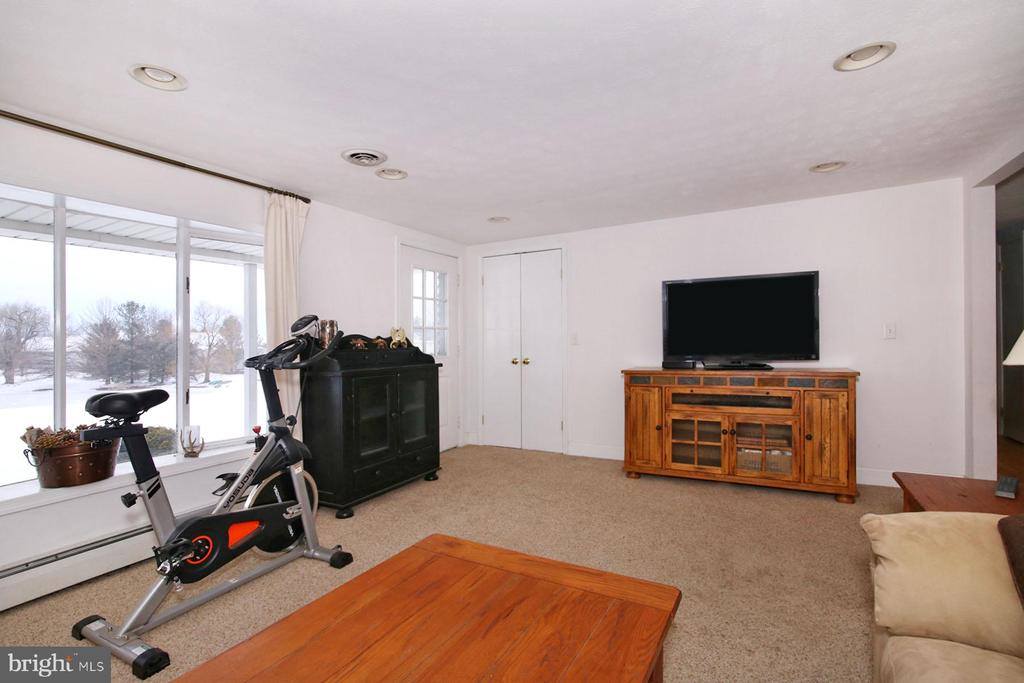 2 North Willow Street, Myerstown, PA 17067