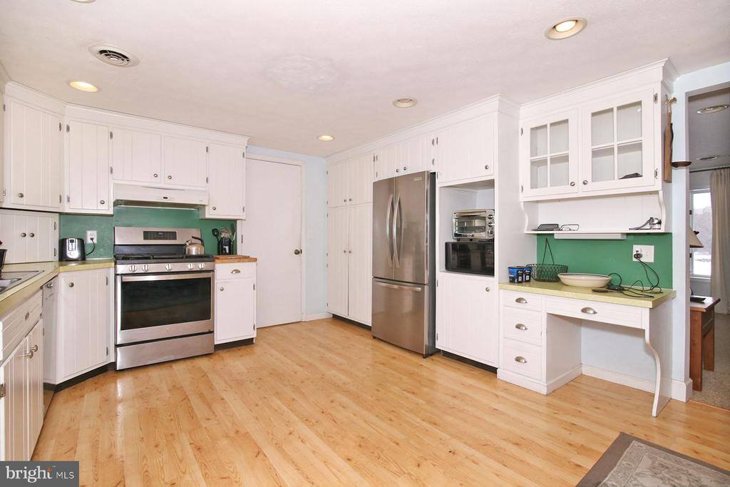 2 North Willow Street, Myerstown, PA 17067