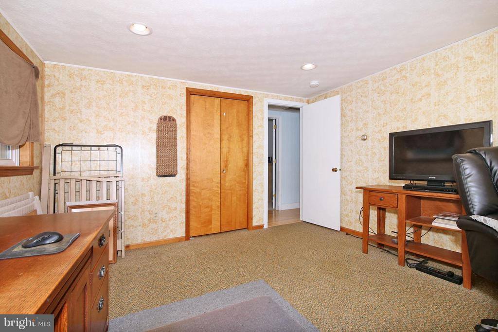 2 North Willow Street, Myerstown, PA 17067