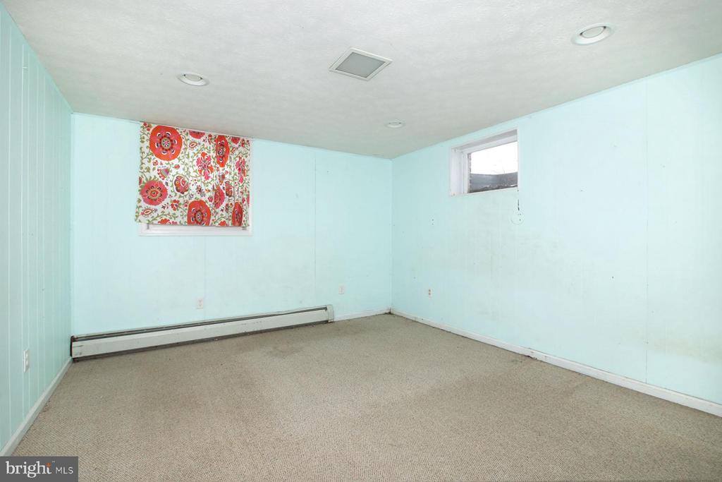 2 North Willow Street, Myerstown, PA 17067