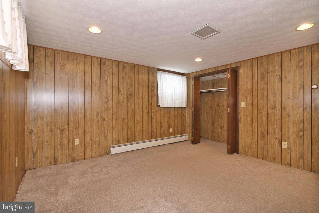 2 North Willow Street, Myerstown, PA 17067