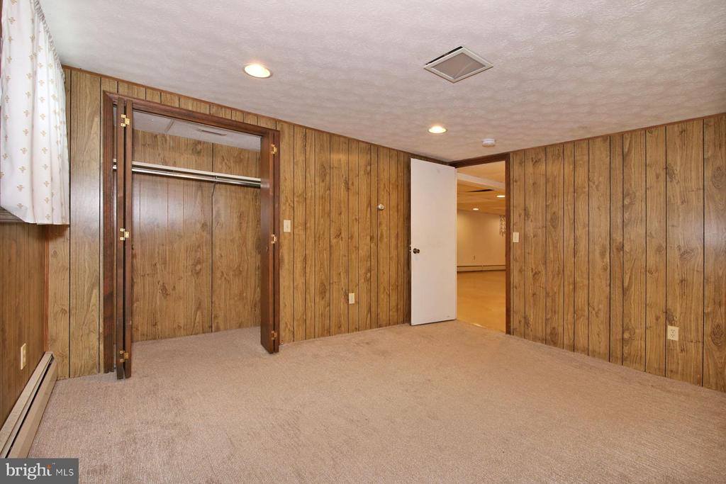 2 North Willow Street, Myerstown, PA 17067