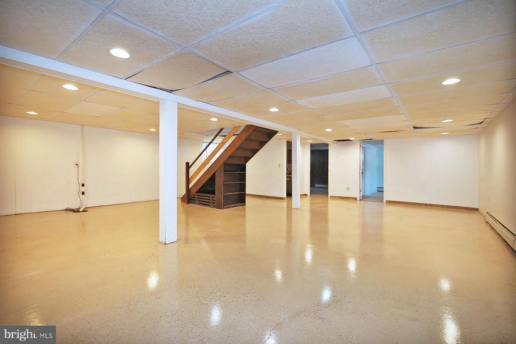 2 North Willow Street, Myerstown, PA 17067