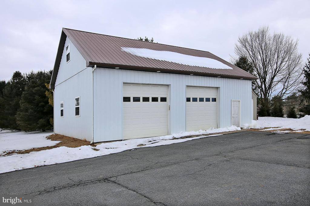 2 North Willow Street, Myerstown, PA 17067