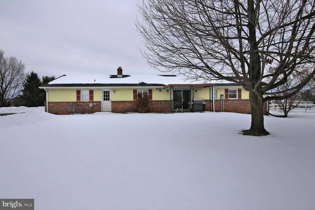 2 North Willow Street, Myerstown, PA 17067