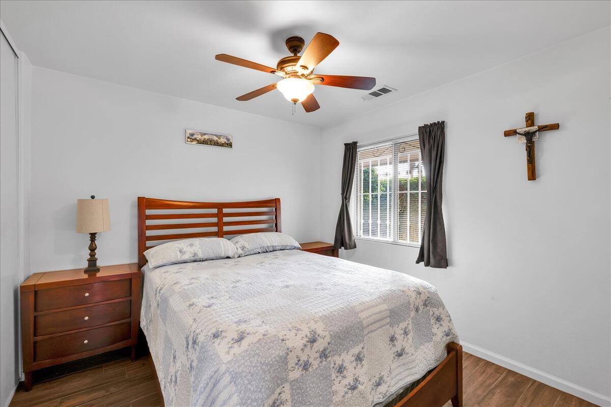 68206 Calle Azteca, Desert Hot Springs, CA 92240