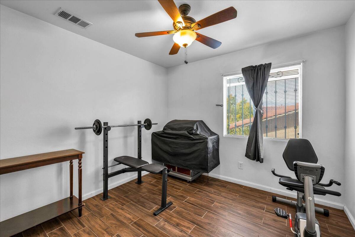 68206 Calle Azteca, Desert Hot Springs, CA 92240