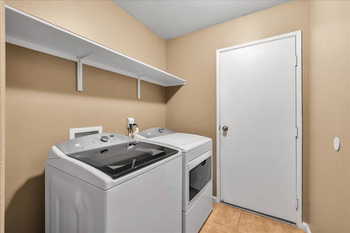 68206 Calle Azteca, Desert Hot Springs, CA 92240