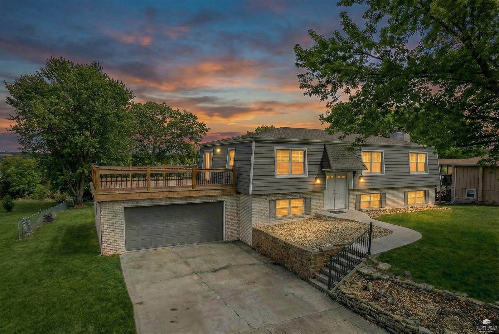 3214 Rolling Hills Drive, Milford, KS 66514