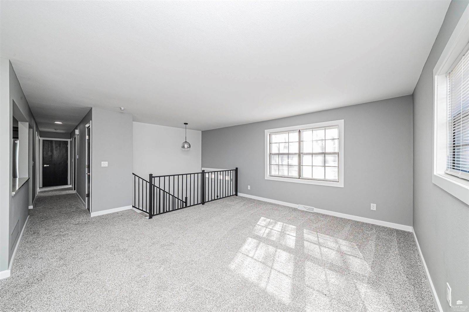 3214 Rolling Hills Drive, Milford, KS 66514