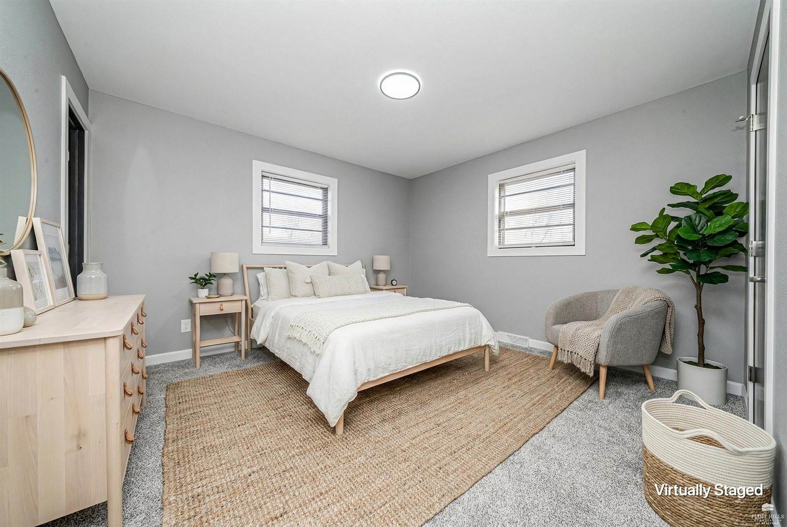 3214 Rolling Hills Drive, Milford, KS 66514