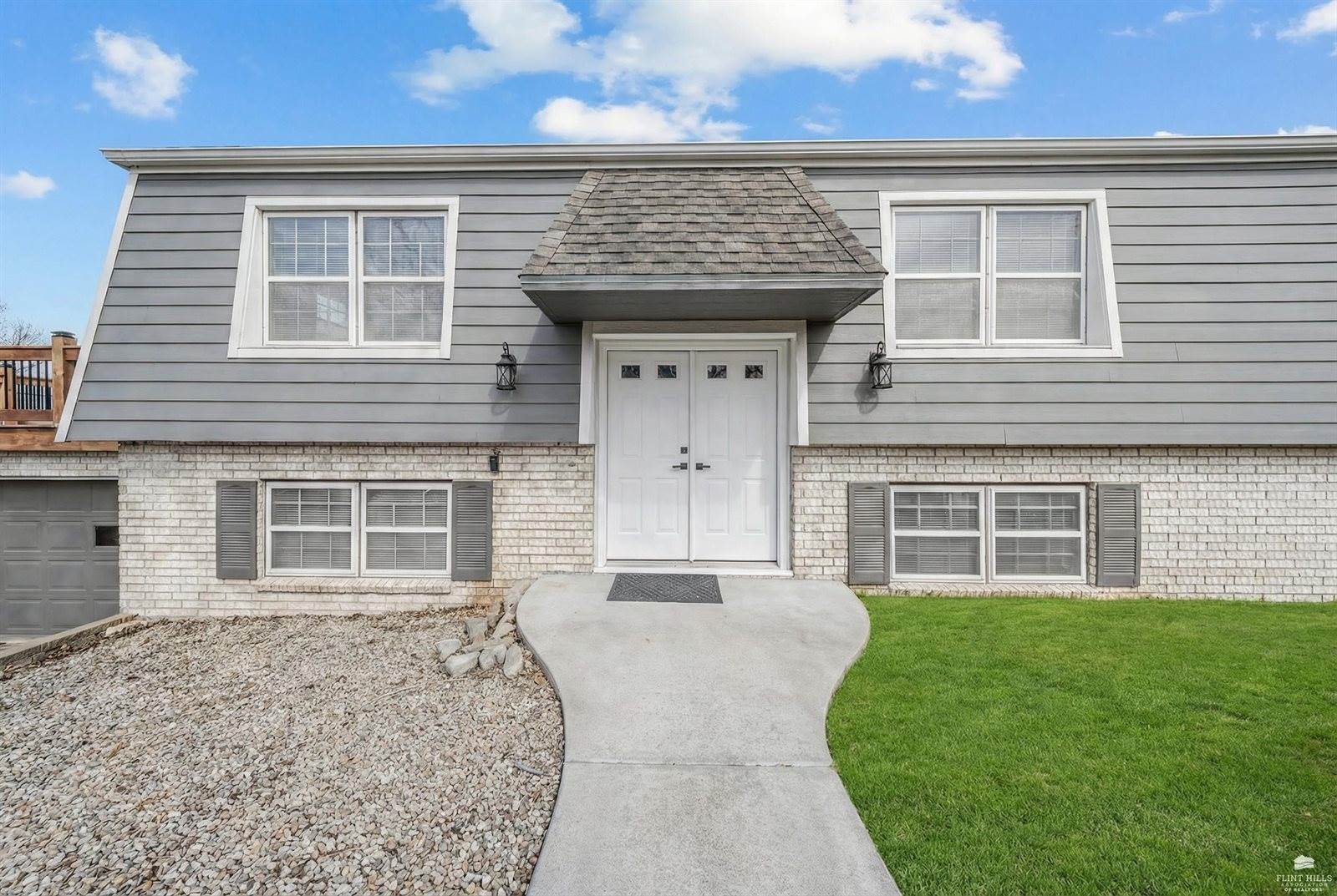 3214 Rolling Hills Drive, Milford, KS 66514