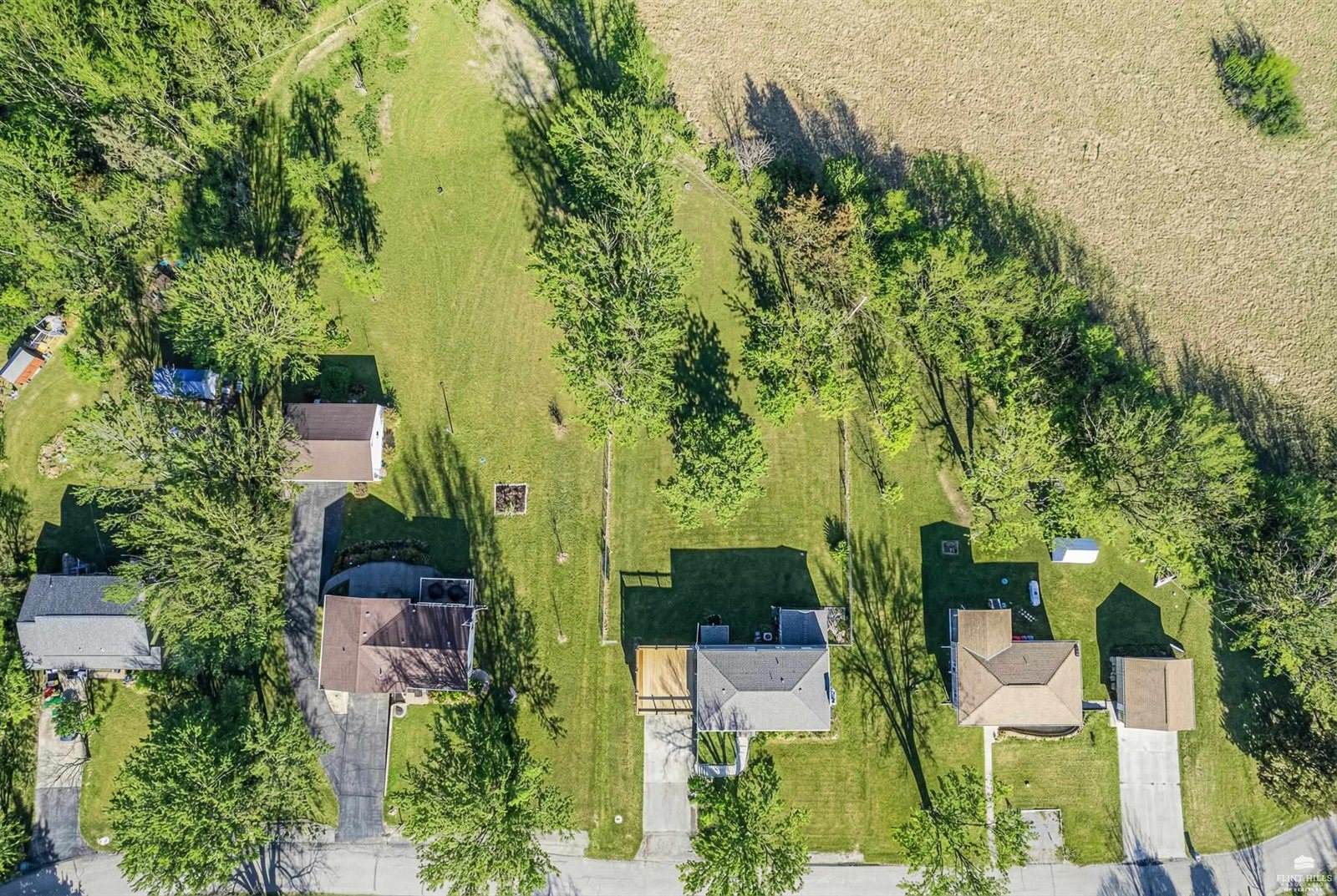 3214 Rolling Hills Drive, Milford, KS 66514