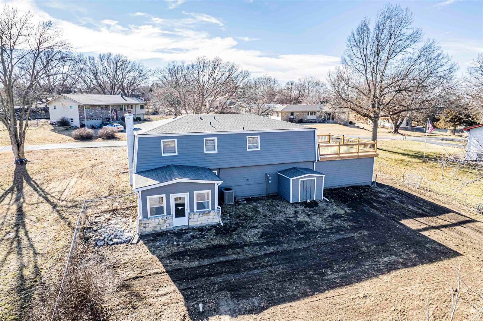 3214 Rolling Hills Drive, Milford, KS 66514