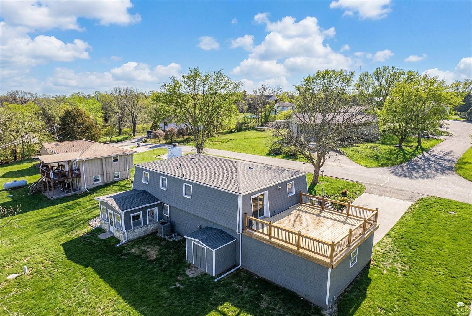 3214 Rolling Hills Drive, Milford, KS 66514