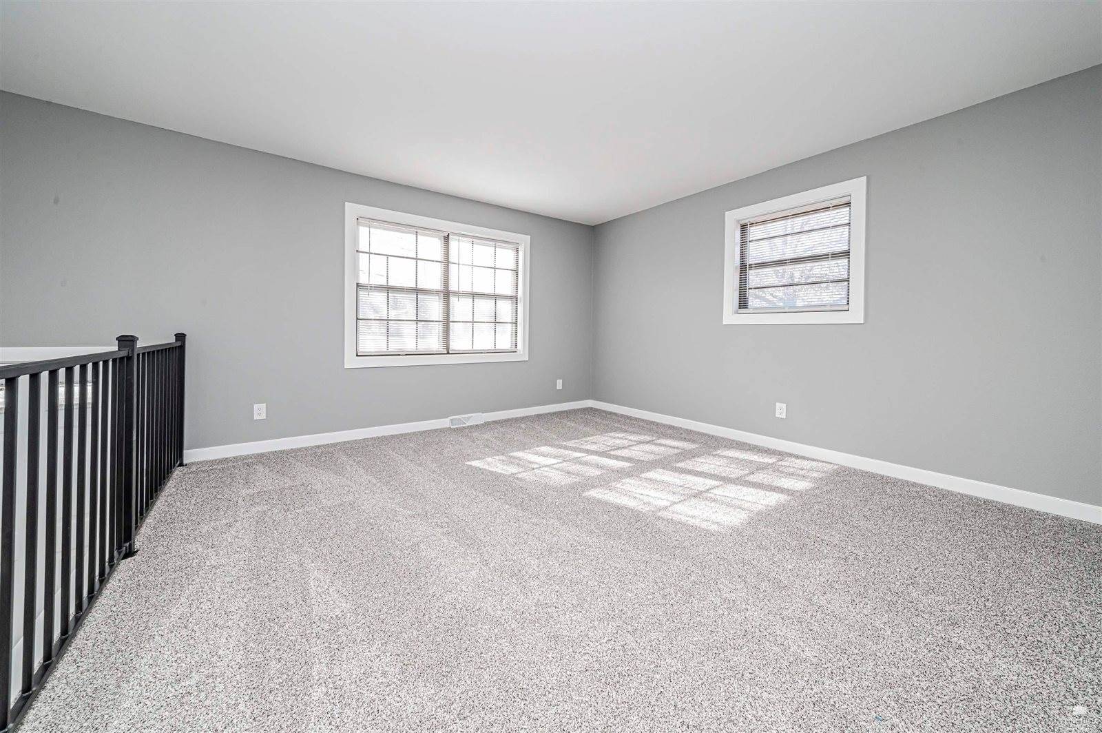 3214 Rolling Hills Drive, Milford, KS 66514