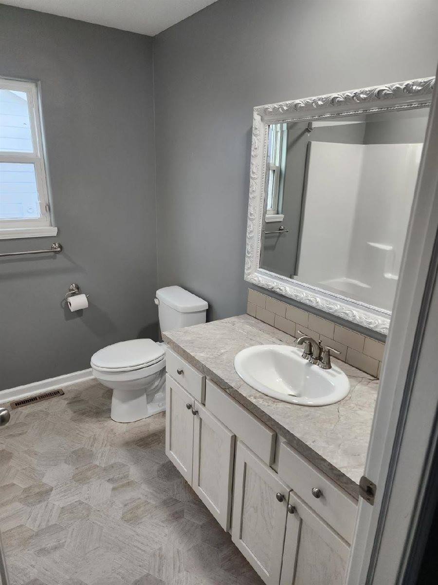 1616 North Bellick ST, Wichita, KS 67235