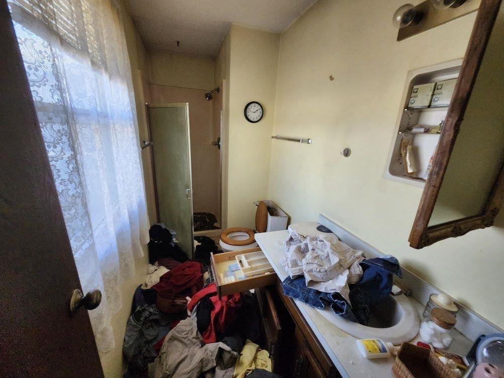 5013 Looman St, Wichita, KS 67220